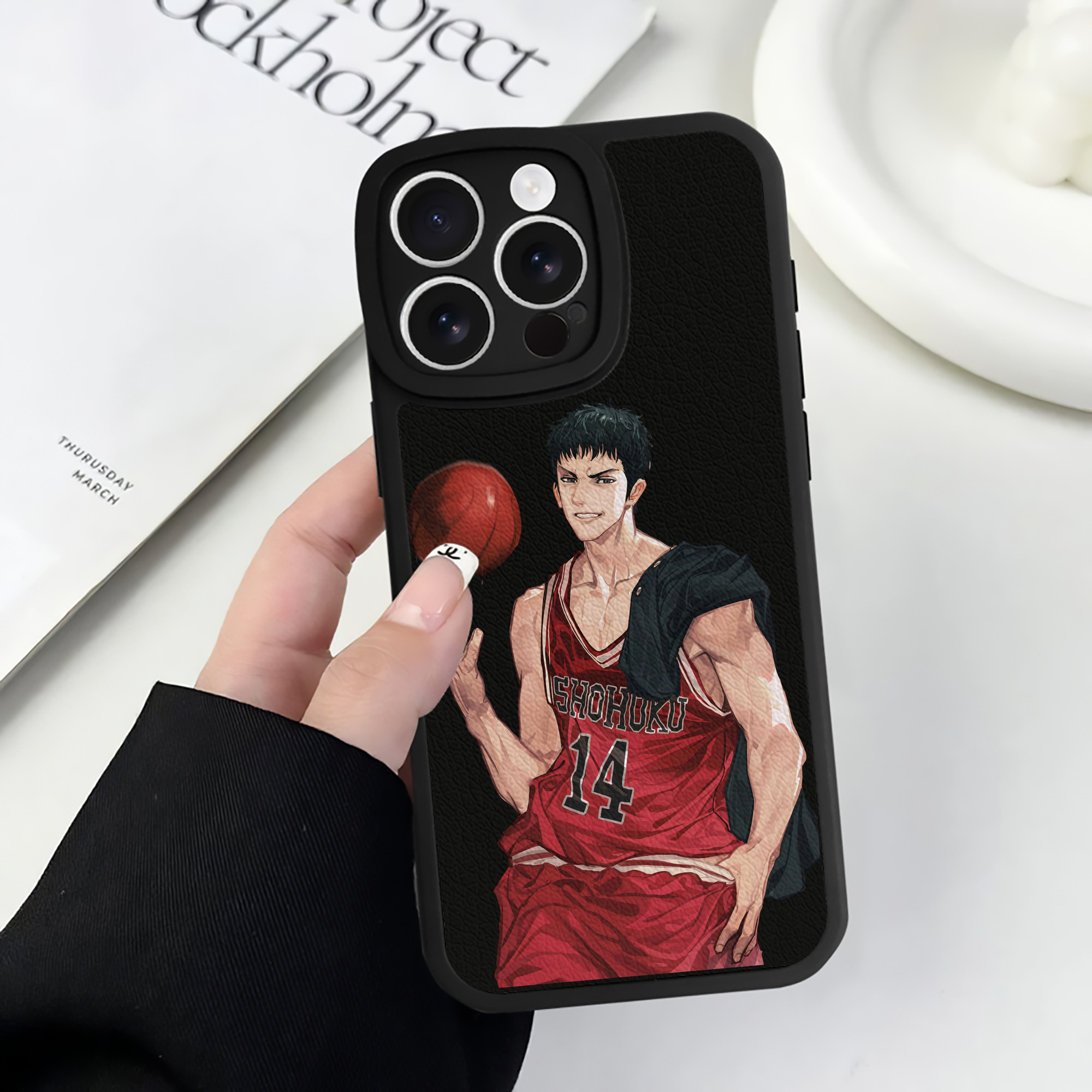 （画像用） SLAM DUNK／スラムダンク 【iPhone 16シリーズ対応】シリコンスマホケース（レザー調） 材質：シリコン
